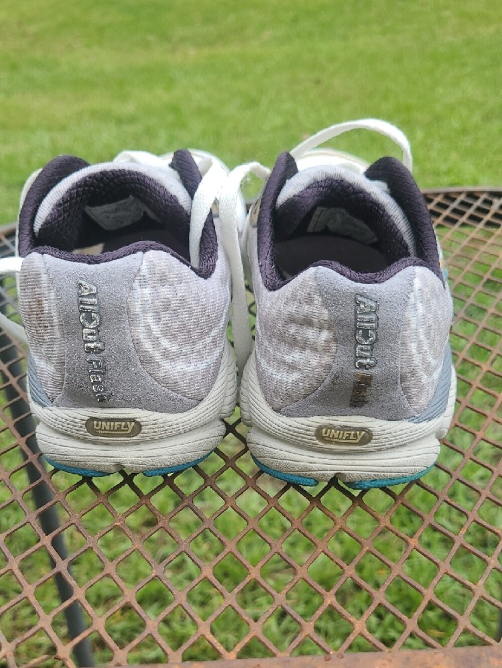 Merrell Lightweight Running Shoe - Picture 10 of 14